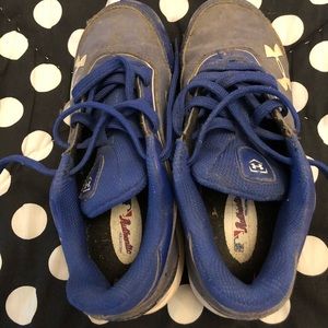 Boys Under Armor cleats baseball